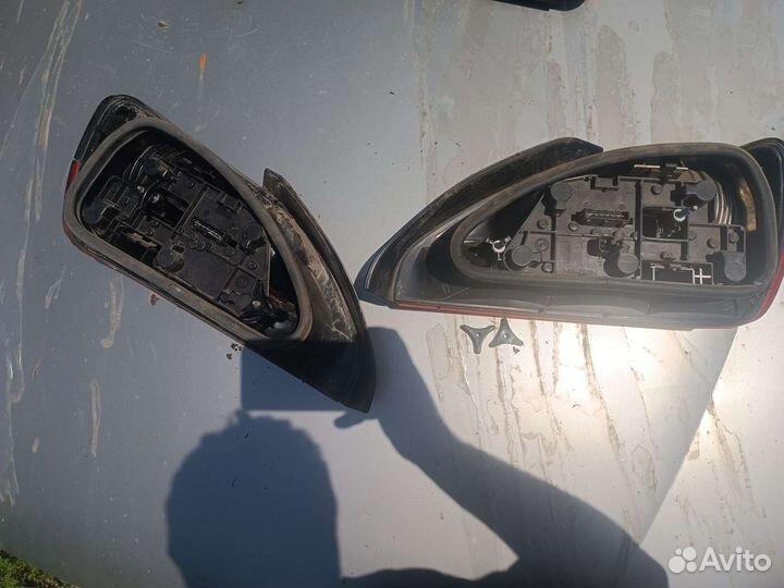 Задние стопы peugeot 306