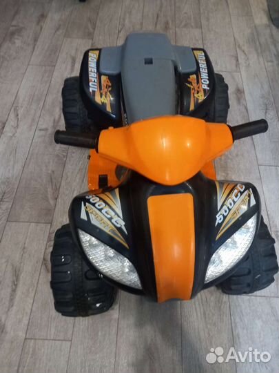 Детский квадроцикл на аккумуляторе