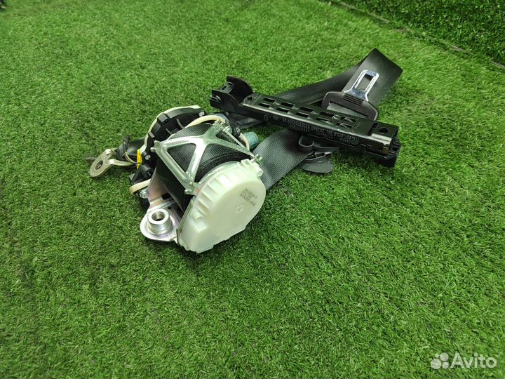 Ремень безопасности передний левый Volkswagen Pass