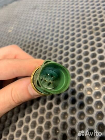 Датчик температуры Audi A4 B7 2.0 TDI