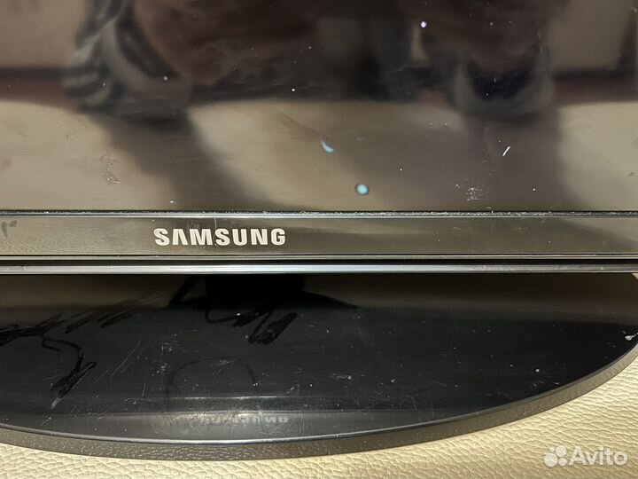 Телевизор Samsung 32 дюйма