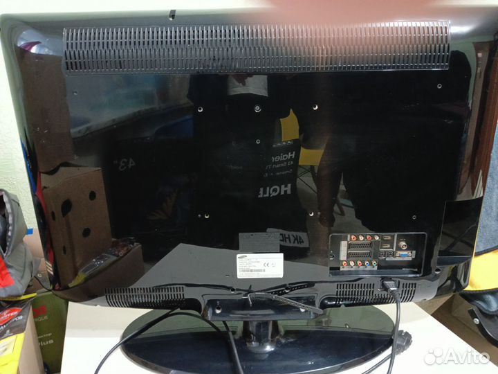 Телевизор samsung