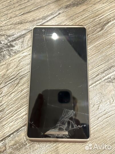 Телефон lg x-power k220