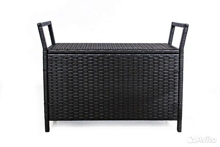 Сундук из ротанга для дома и дачи