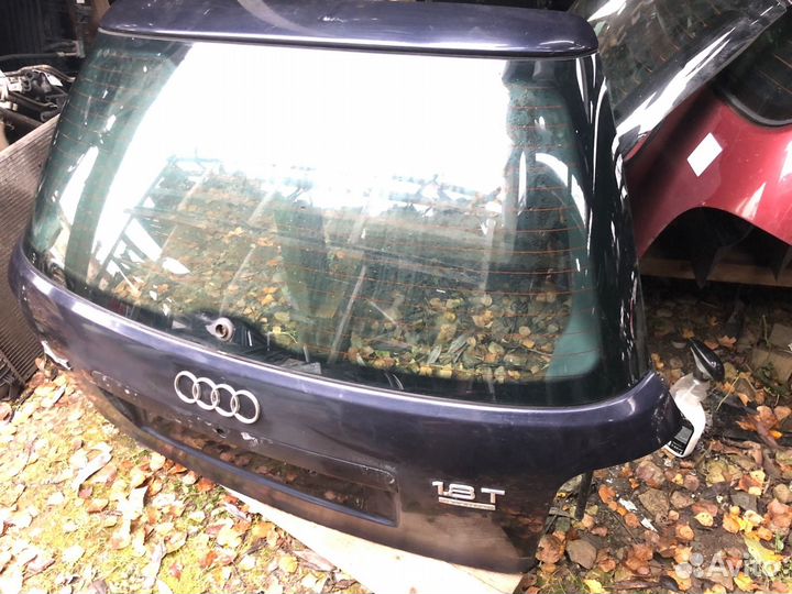 Крышка багажника Audi A4 B5 1.8 2000