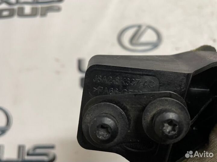 Кронштейн радиатора прав. перед. Land Rover Range