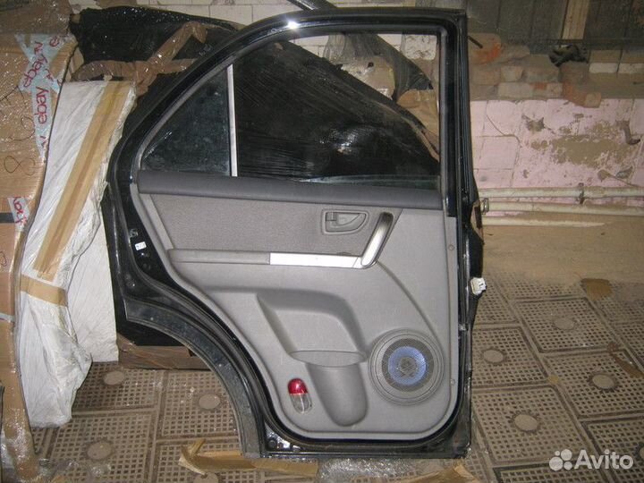 Дверь задняя левая Kia Sorento 1 BL