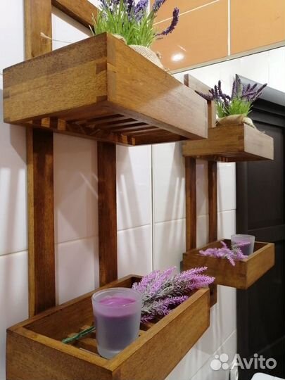 Полка в ванную комнату