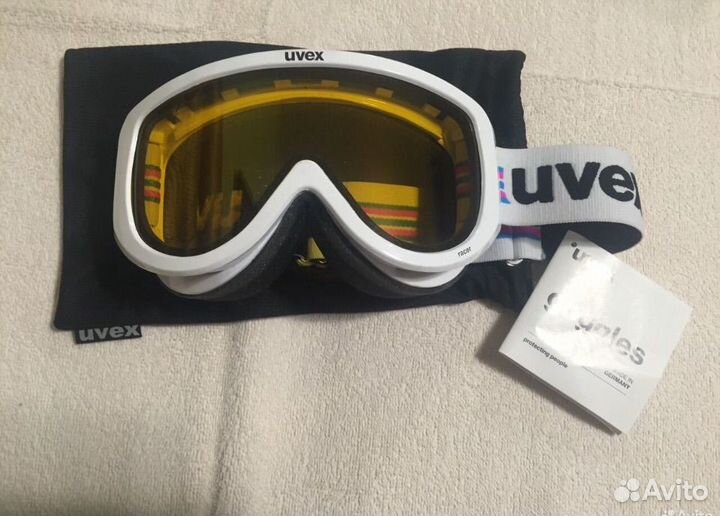 Горнолыжные очки uvex