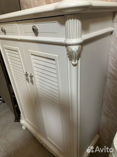 Обувница-тумба