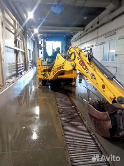 Экскаватор-погрузчик New Holland B80B, 2019