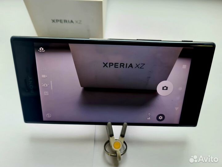 Sony Xperia XZ, 3/32 ГБ