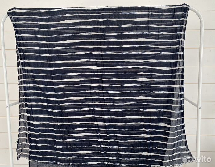 Палантины платки много Zara, Benetton