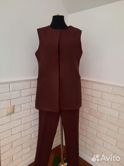 Брючный костюм женский 48-50,50-52
