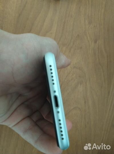 iPhone se 64gb 2020