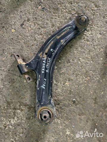 Передний рычаг правый nissan xtrail