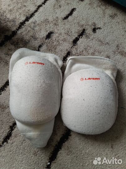 Шлем, перчатки и защита