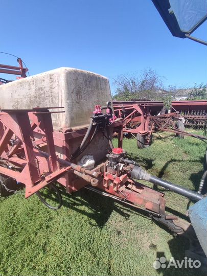 Опрыскиватель прицепной бу