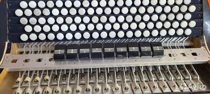 Баян 3х голосный пятирядный готово-выборный