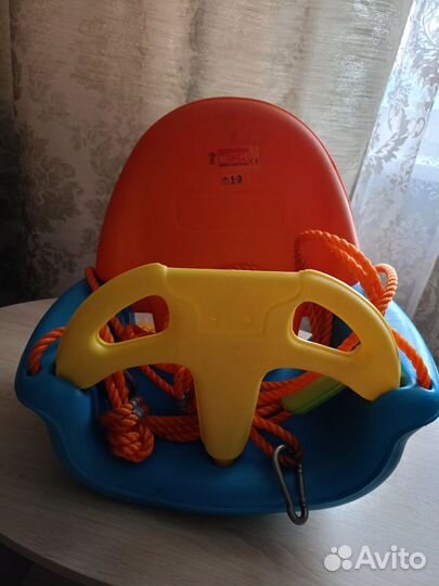 Детская качелька