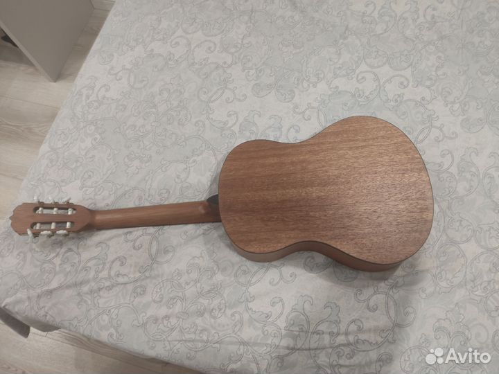 Классическая гитара sivillia model IC-100 ns