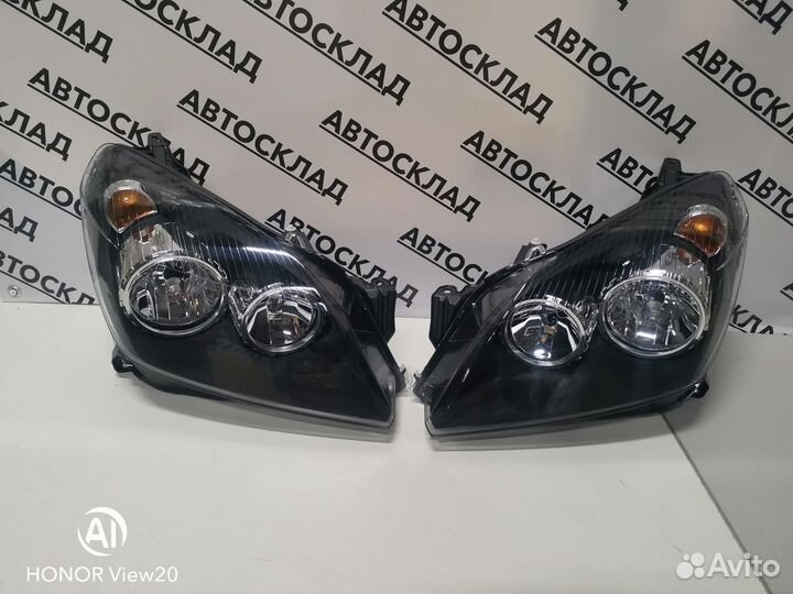 Опель астра h Opel Astra H 2004 2011 Фара черная