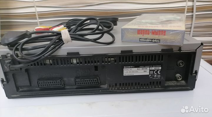 Видеомагнитофон sony
