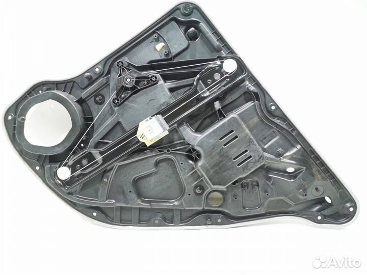 Стеклоподъемник электрический задний правый