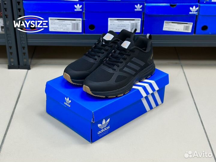 Кроссовки Adidas непромокаемые