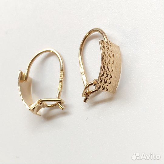 Золотые серьги 585 пробы