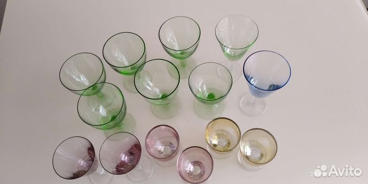 Винтаж. Цветное стекло. Рюмки, фужеры