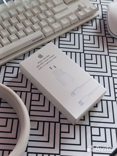 Комплект зарядки iPhone 20w