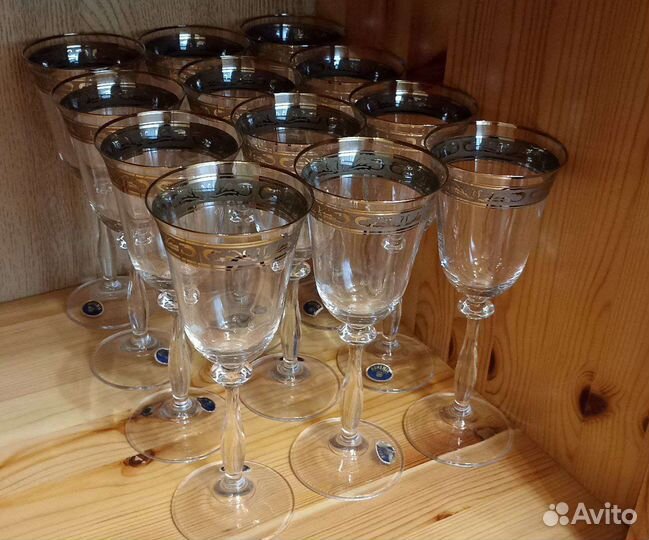 Рюмка, бокалы и стаканы