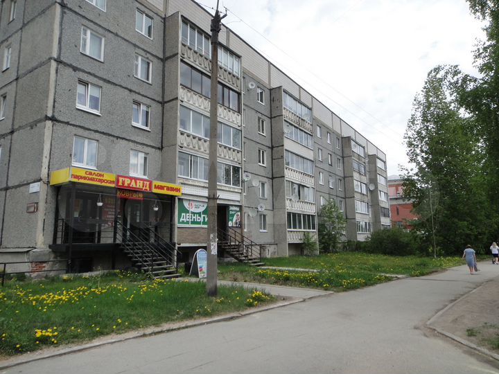 2-к. квартира, 54 м², 5/5 эт.