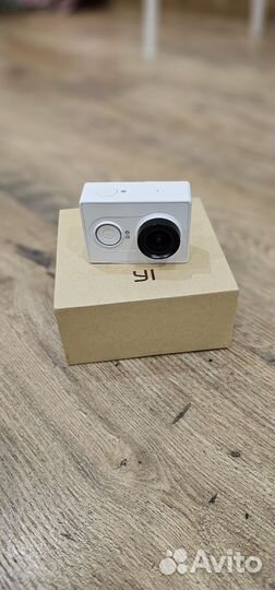 Экшен камера xiaomi yi action