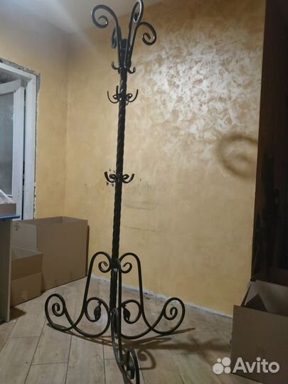 Вешалка напольная ручная работа