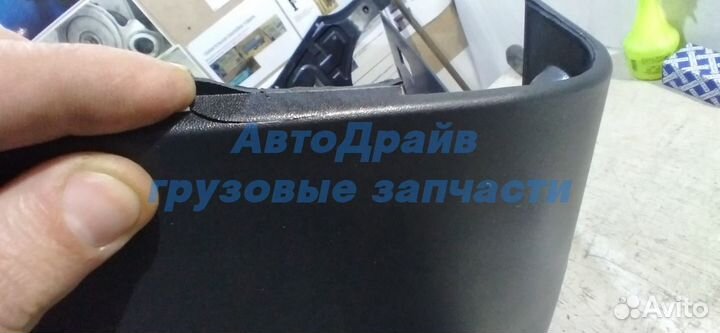 Правый угол бампера для автомобилей Scania (есть н