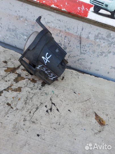 Фонарь противотуманный передний левый Ssang Yong