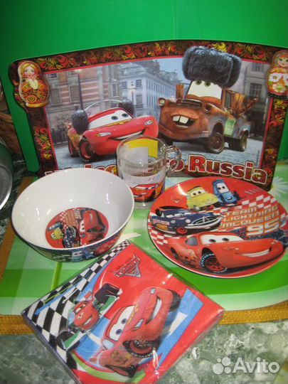 Подарок-новые наборы посуды разные