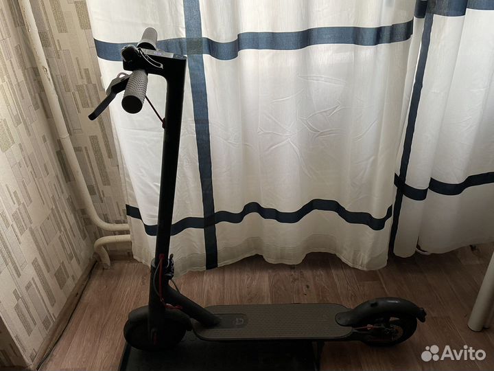 Xiaomi Mi 1S Electric Scooter электросамокат