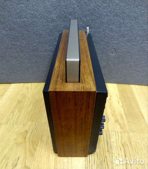 Радиоприёмник Океан-214 в отличном состоянии