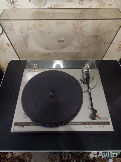 Проигрыватель винила