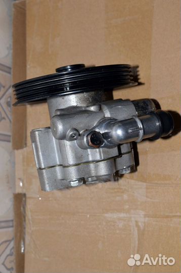 Насос гур или шкив 96837813, 0948120