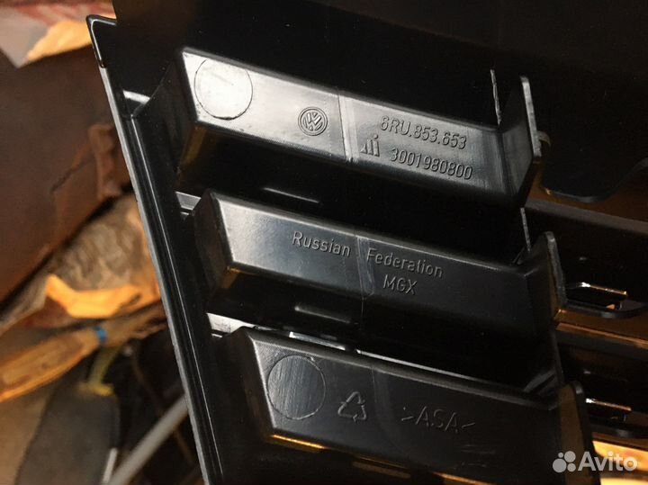 Решетка радиатора volkswagen polo