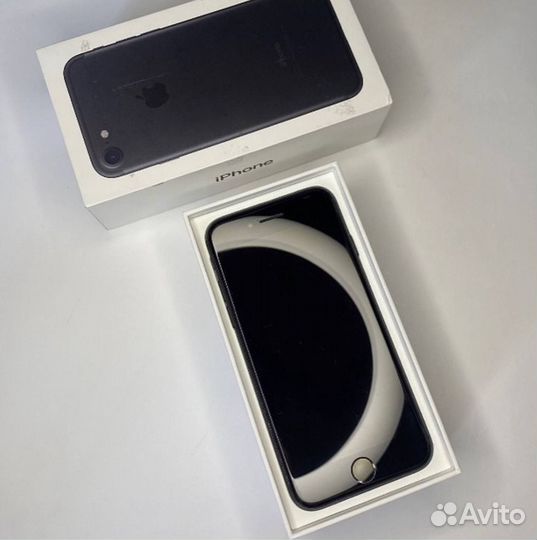 iPhone 7, 32 ГБ