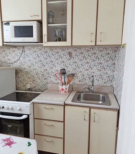 Комната 17 м² в 3-к., 2/5 эт.