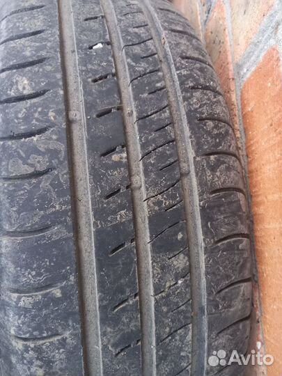 Kumho Ecowing ES01 KH27 185/65 R15