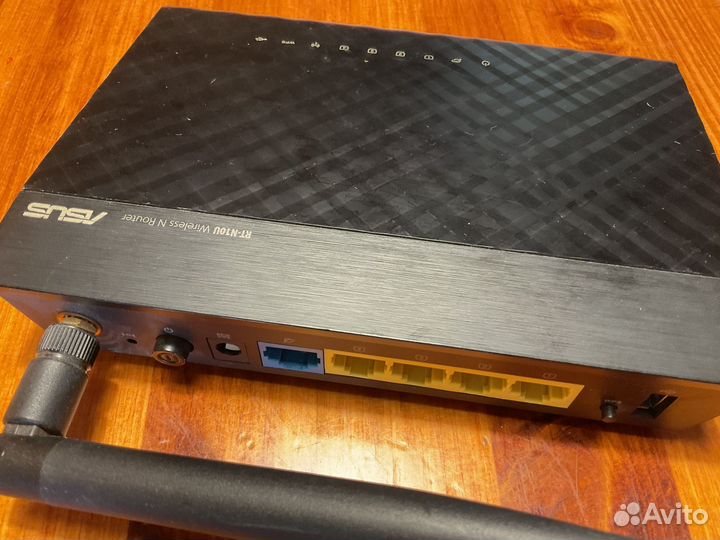 Роутеры 4 шт