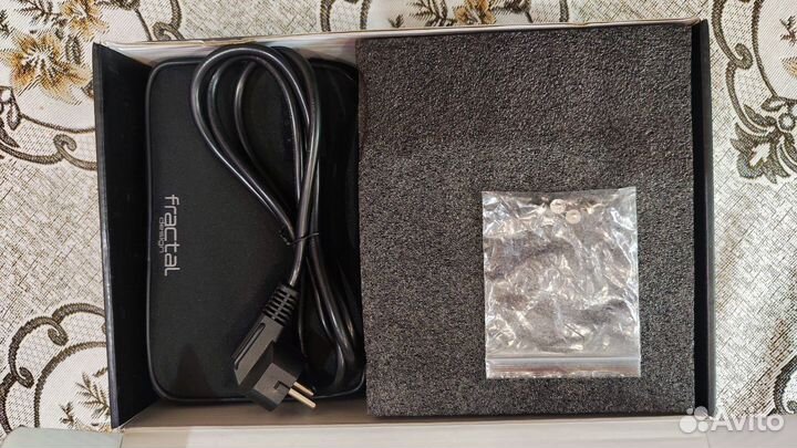 Блок питания Fractal ION+ 860w Platinum