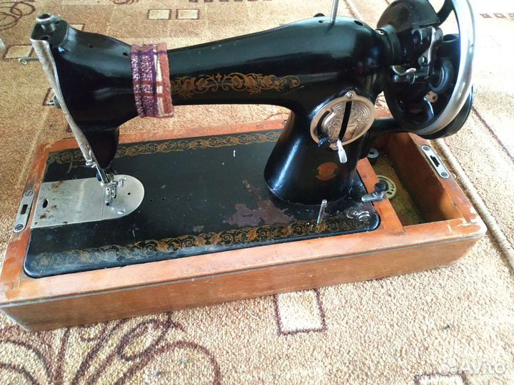 Швейная машинка